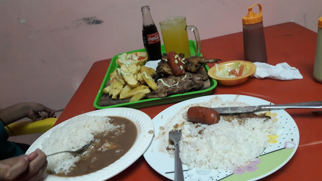 4W99+5R3, Lomas de Sargentillo