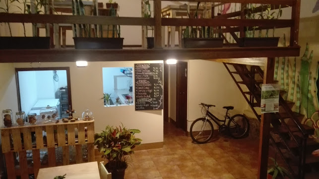 Alfonso Moreno Mora 2-42, Cuenca 010203