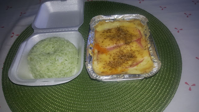 Avenida Cafe - Salinas