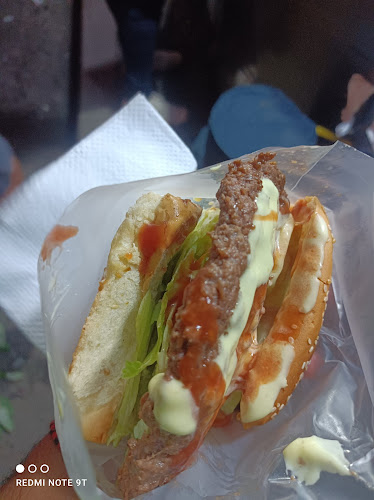 Las ricas hamburguesas de la Negrita Crucelina - Gastronomía y hostelería