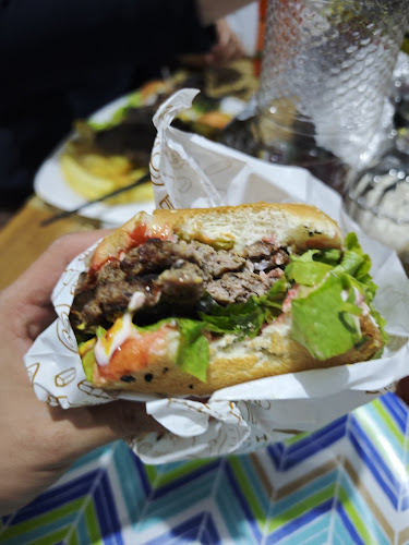 Comentarii opinii despre Don Doggy Hamburguesas al Carbón