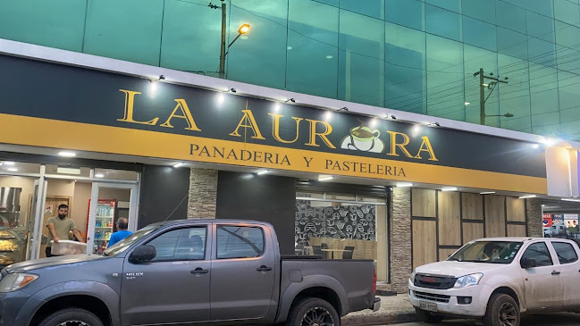 Panaderia y Pasteleria La Aurora