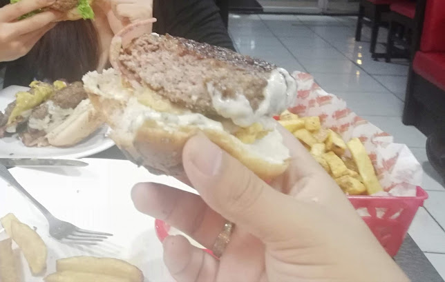 Comentarii opinii despre Munchies Grill & Wings