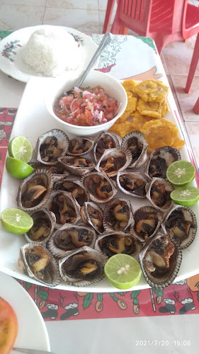 Opinii despre Cevicheria Isabelita în Salinas - Gastronomía y hostelería