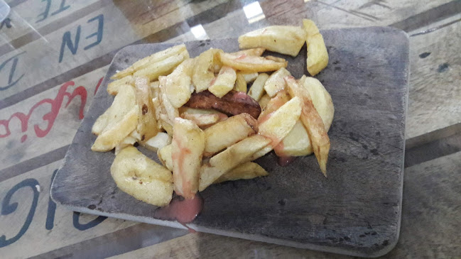 4W99+5R3, Lomas de Sargentillo