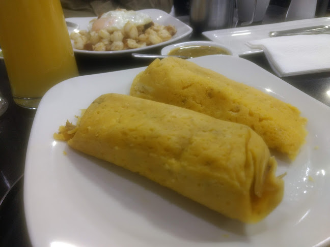 Cafeteria "El Tamal Lojano" - Gastronomía y hostelería