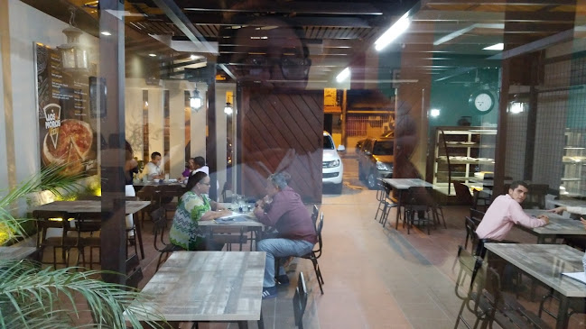 Los Moros - Gastronomía y hostelería