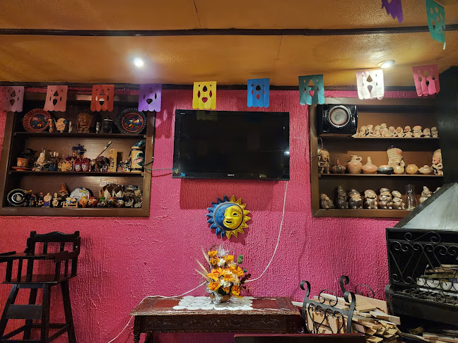 Opinii despre Cuatemoc în Ambato - Gastronomía y hostelería