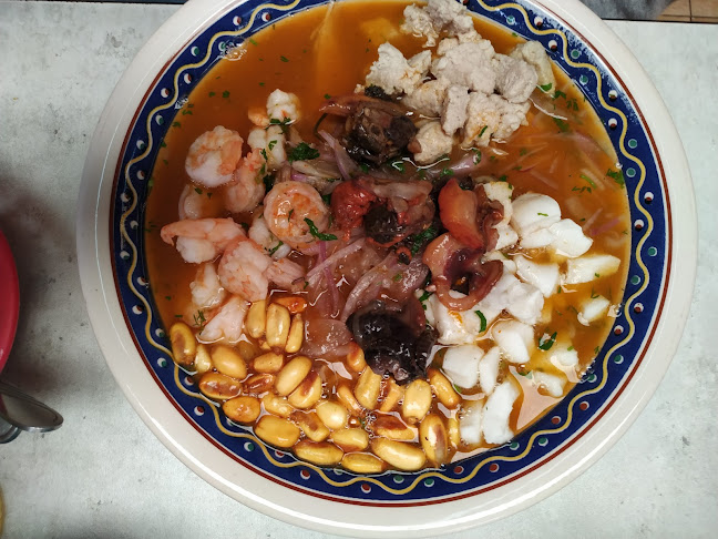 Av. Hurtado de Mendoza, Cuenca 010103