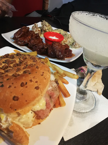 Opinii despre Munchies Grill & Wings în Guayaquil - Gastronomía y hostelería