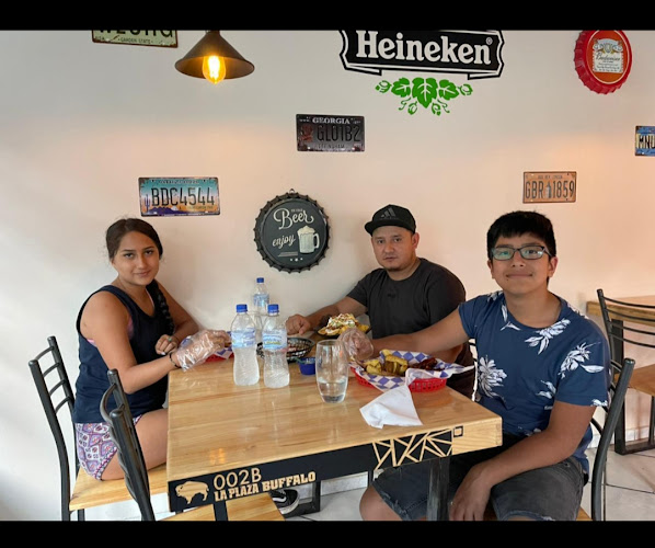 Opinii despre PLAZA BUFFALO în Gualaquiza - Gastronomía y hostelería
