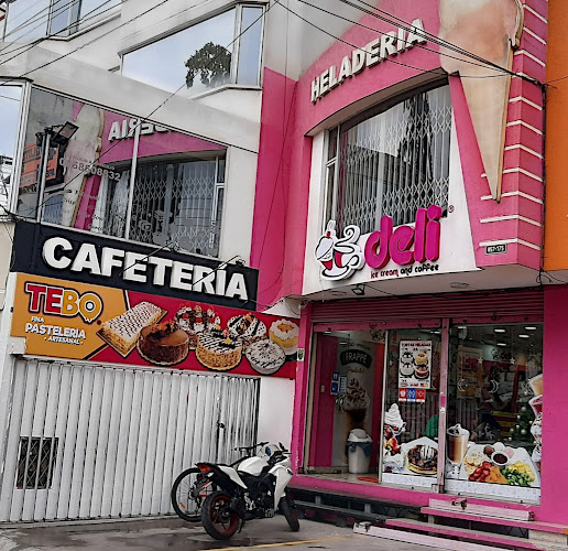 Av. Real Audiencia N57-175 y, Quito