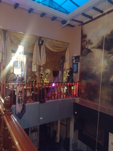 4X2W+GQJ, Presidente Borrero, Cuenca