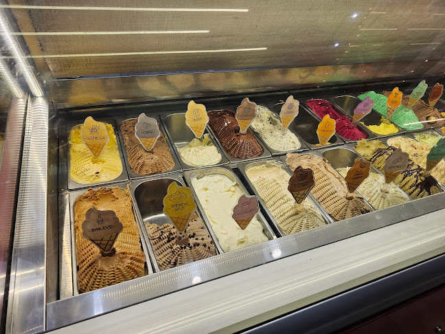 Cafetería Tutto Freddo