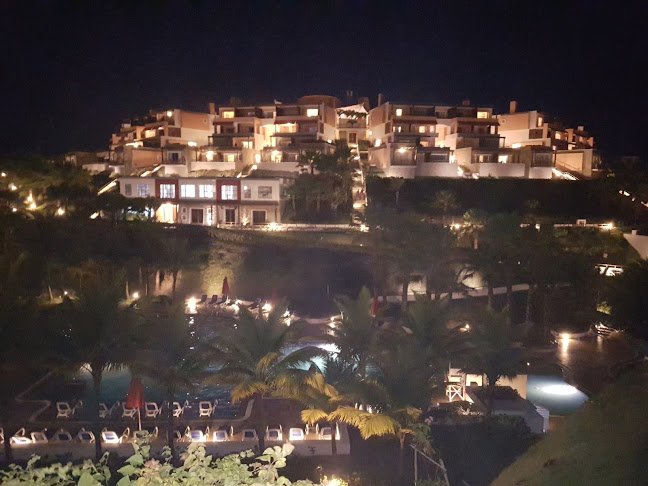 W8JJ+FCJ, Unnamed Road, Esmeraldas