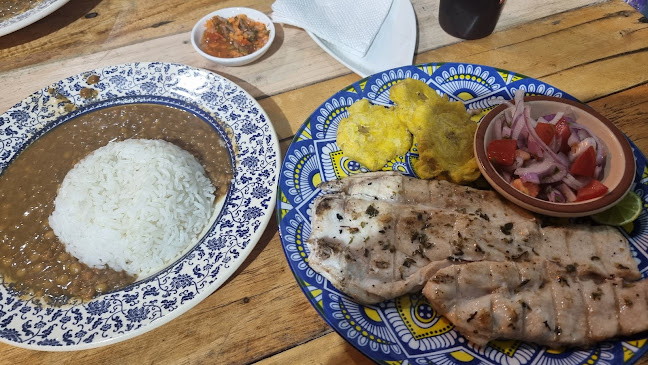 C. Virgilio Drouet, Santa Elena