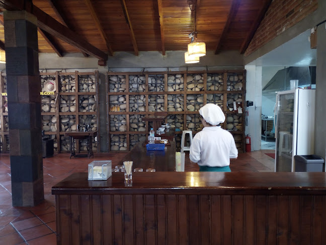 LOS TRES GUABOS (Sucursal Imbabura) - Otavalo