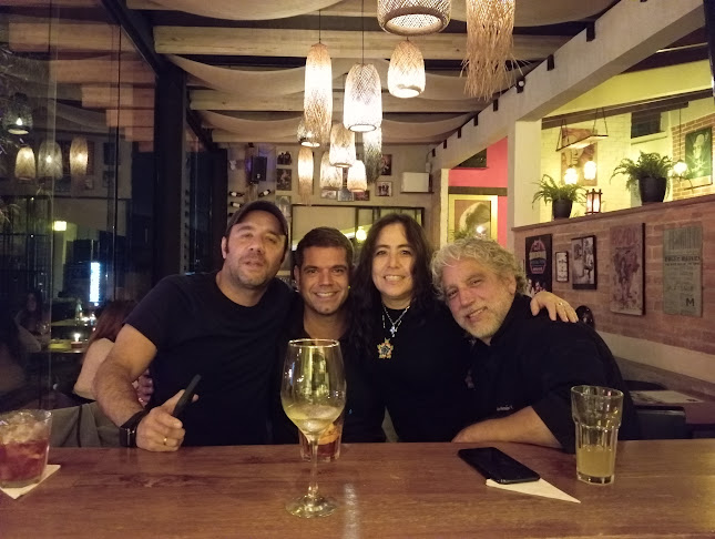 CATS Restaurante - Cumbayá - Quito