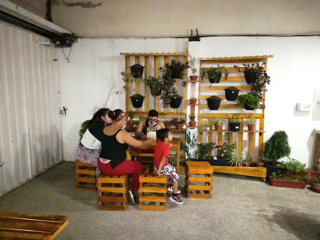 Garage Garden Manta - Gastronomía y hostelería