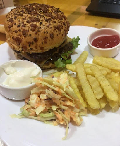 Opinii despre Mr Grill Sports&Games în Durán - Gastronomía y hostelería