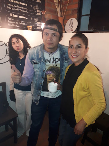 3XGR+X3G, Av Mirador de Turi, Cuenca