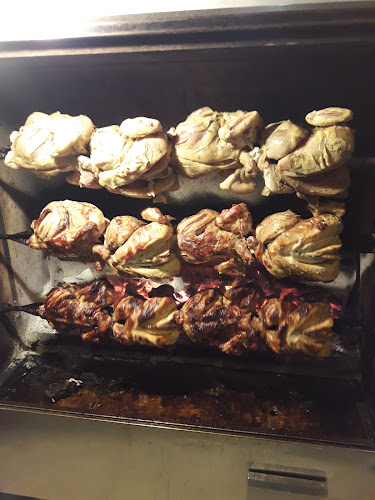 Asadero de pollos "Victoria"