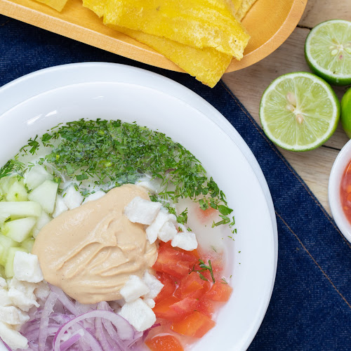 Av. 8A NO S/N, Guayaquil 090506