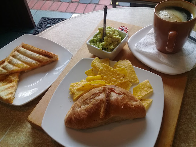 Eloy Alfaro 4-24 y, Baños de Agua Santa