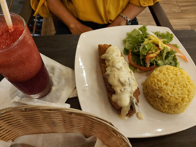 ROOFTOP SPORT BAR - Gastronomía y hostelería