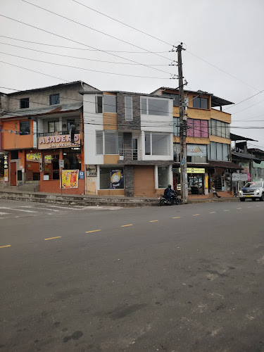 Opinii despre Restaurant y Heladería "NAY-NEGALITO" în Nanegalito - Gastronomía y hostelería