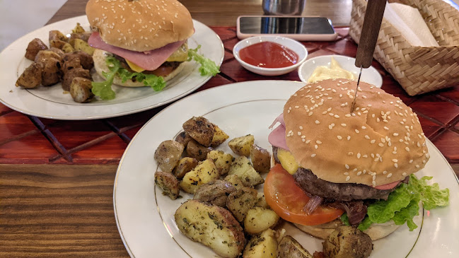 Miguel Riofrío 166- 22, Loja 110150