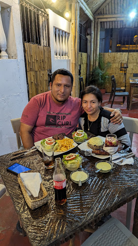 Carlos Espinoza y Calle, Chile, Salinas 240207