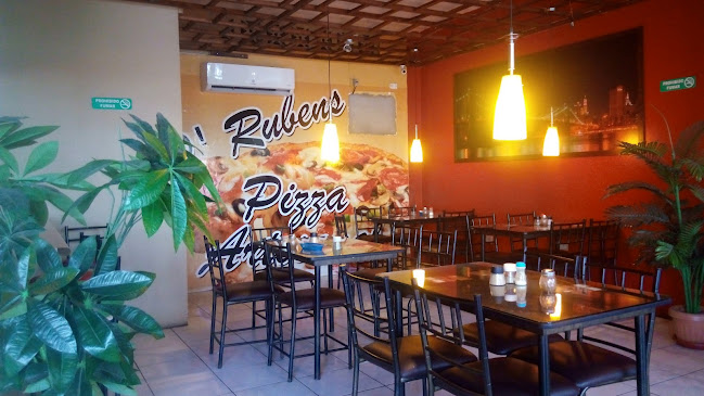 Opinii despre Pizzería D' Rubens în Quinindé - Gastronomía y hostelería