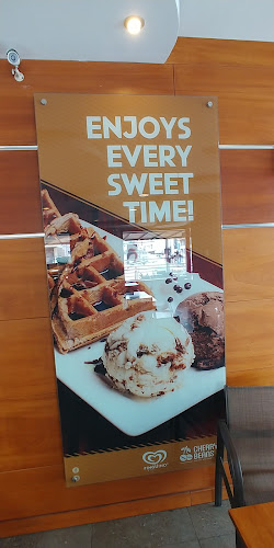 2Q3V+VC3, y Ecuador, Ramón Pinto & Colón, Loja