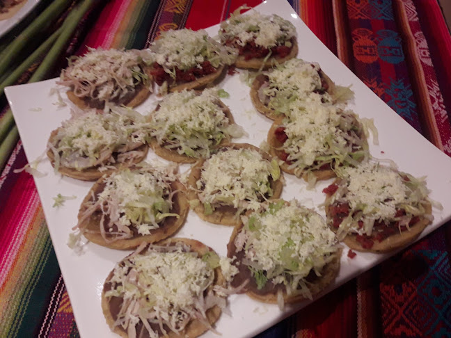 Centro Comercial Polaris, Isidro Ayora Cueva, Guayaquil