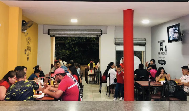 Chuzos Y Hamburguesas "Don Byron"