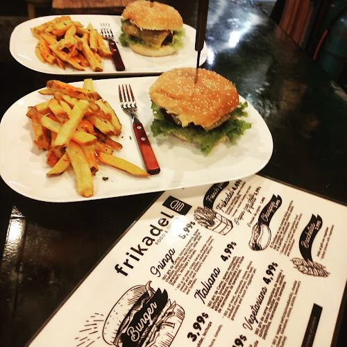 Opinii despre Frikadel - Burgers în Baños de Agua Santa - Gastronomía y hostelería