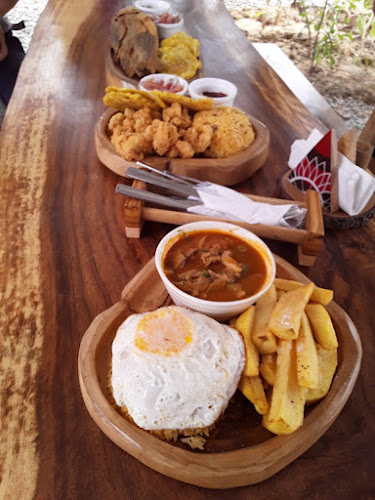 Opinii despre Paradero - The Buffalo în Pedro Carbo - Gastronomía y hostelería