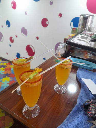 Av. Mariscal Sucre, Quito