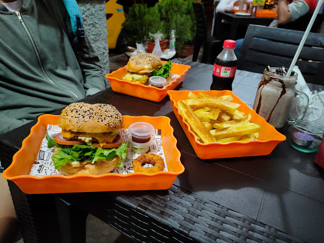 Morris-Burguer - Manta