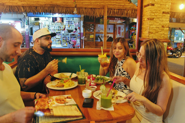 Opinii despre Coco Jungle în Montañita - Gastronomía y hostelería