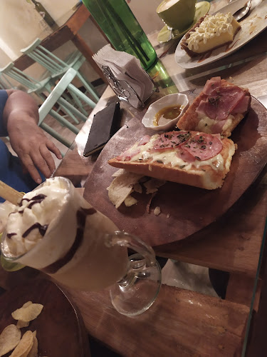 Comentarii opinii despre Girasoles de Van Gogh Cafe