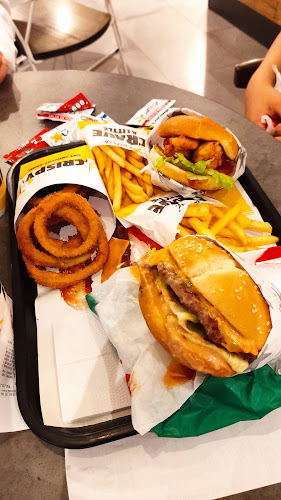 Comentarii opinii despre Carl's Jr