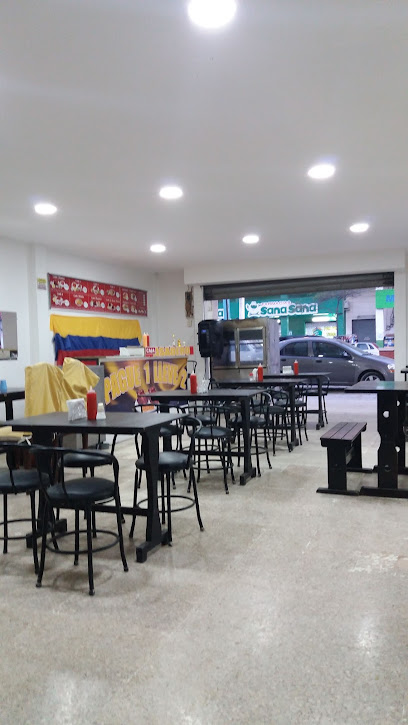 Asadero De Pollos La TRI