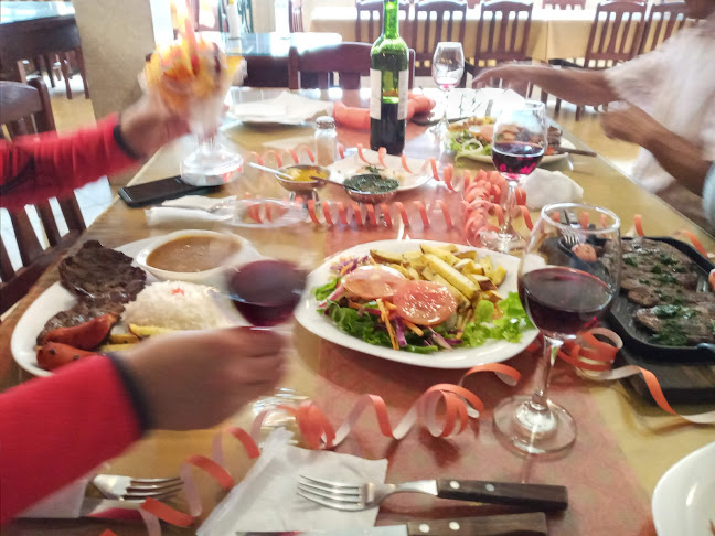 PARRILLADAS MAMA MICHE PARQUE 12 DE NOVIEMBRE - Gastronomía y hostelería