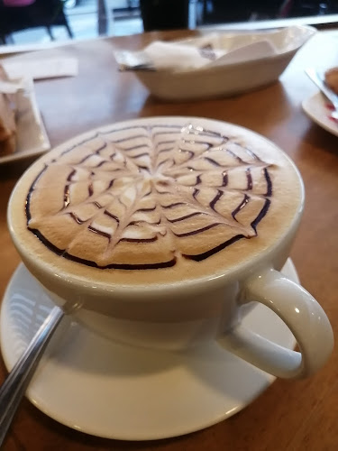 2Q3V+VC3, y Ecuador, Ramón Pinto & Colón, Loja