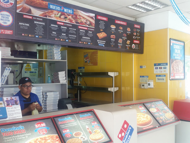 Domino's Centenario - Guayaquil