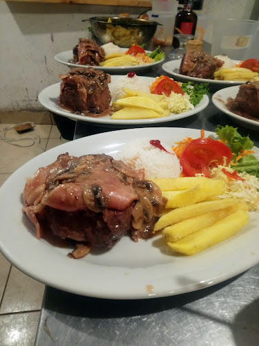 Comentarii opinii despre Lady Blue Bistro