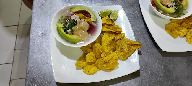 Restaurate TIERRA DE DELFINES 100%MANABA - Gastronomía y hostelería