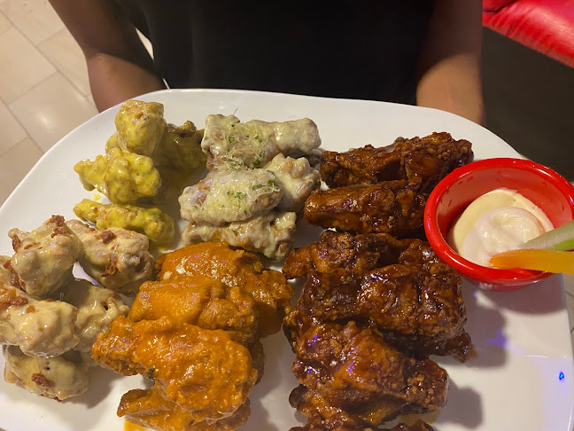 Opinii despre Munchies Grill & Wings în Guayaquil - Gastronomía y hostelería